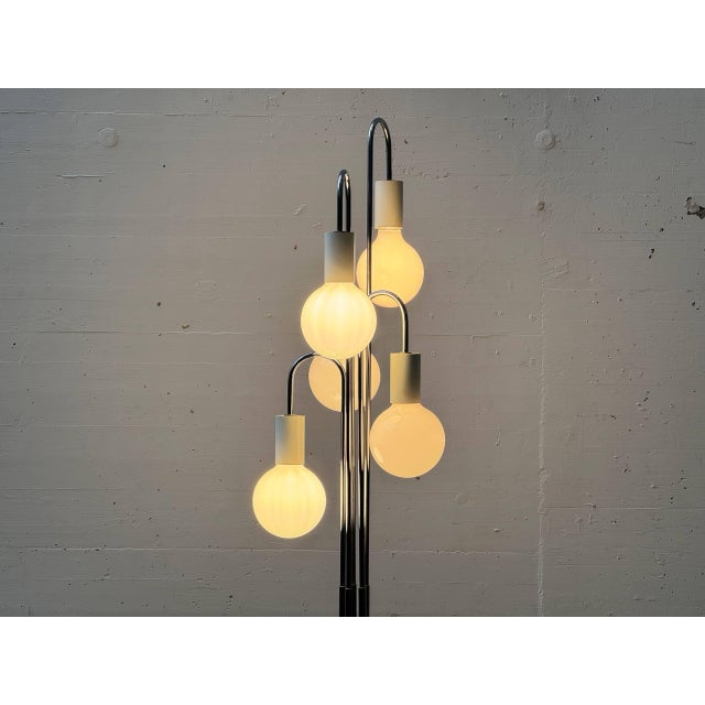 Silver Vintage Waterfall Floor Lamp by Robert Sonneman, 1970s For Sale - Image 8 of 16