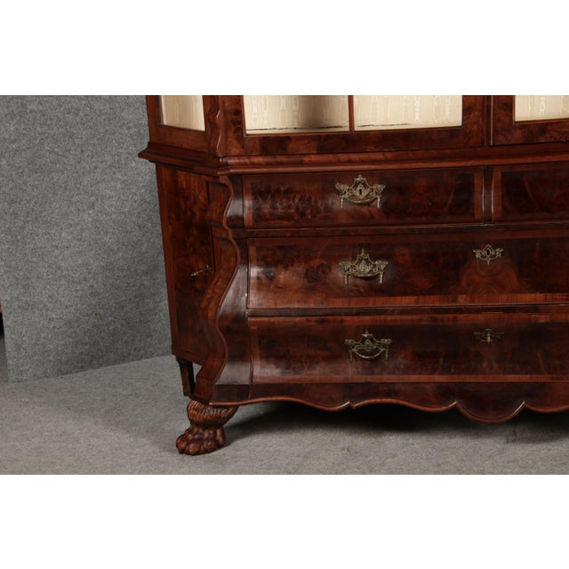 Brown 19th Century Baroque Dutch Walnut Display Cabinet, 1850s For Sale - Image 8 of 18