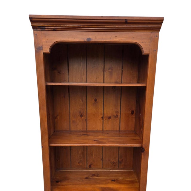1990s Ethan Allen Country Craftsman Bookshelf Cabinet Shelf Display Knotty Pine Hutch For Sale - Image 5 of 14
