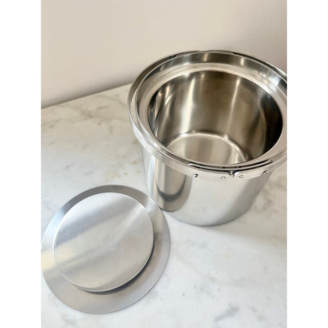 Vintage Cylinda Line Ice Bucket in Stainless Steel by Arne Jacobsen for Stelton, Denmark, 1967 For Sale - Image 4 of 14