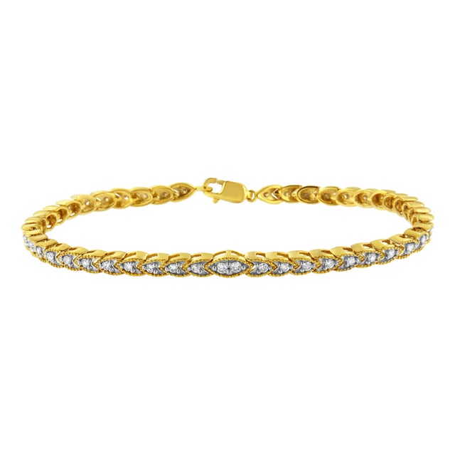 10K Yellow Gold Plated .925 Sterling Silver 1 cttw Prong-Set Diamond Pear Shape Link Bracelet (I-J C For Sale