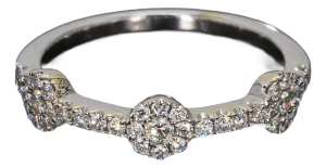 14k White Gold & Diamond Floral Engagement Ring - Size 6.5