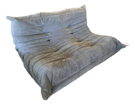 Example of Michel Ducaroy Loveseats