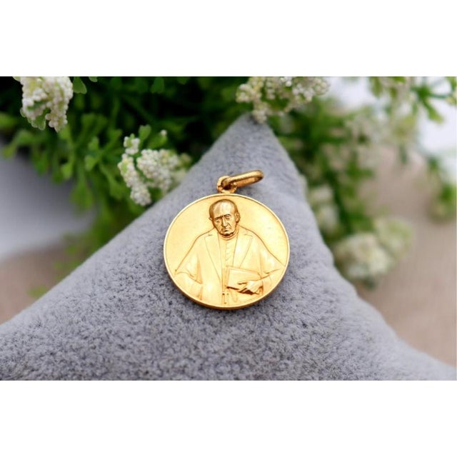 19.2k Gold Pendant For Sale - Image 4 of 6