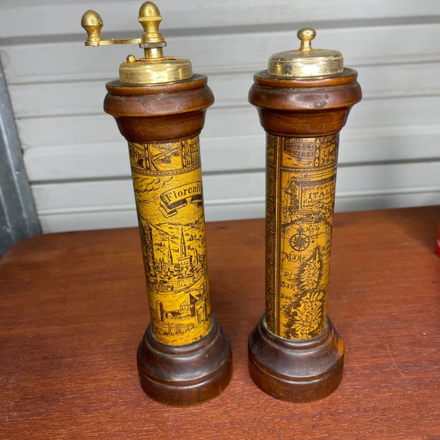 Vintage Italian Florentine Wooden Salt Shaker and Peppermill- a Pair For Sale - Image 4 of 8
