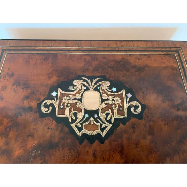 Beautiful napoleon iii token box box in thuja burl veneer pretty engraved brass marquetry medallion fillet inlay...