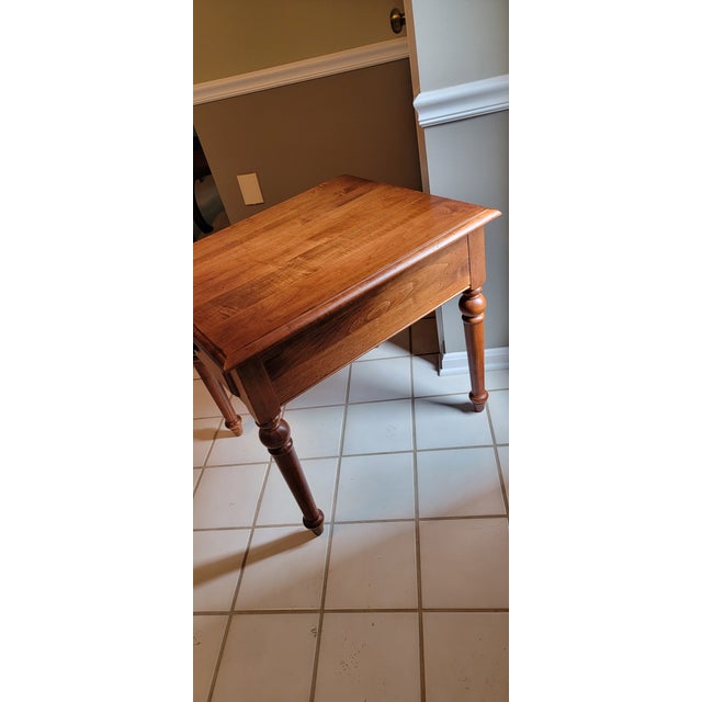 Traditional 1990's Ethan Allen Country Crossings End Table For Sale - Image 3 of 12
