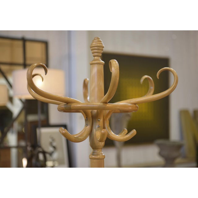 Curved Beechwood Coat Rack, 1970s, in Very Good conditions. Designed 1970 to 1979