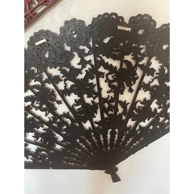 Plastic 2 Vintage Burwood Homco Asian Wall Plaque Fans For Sale - Image 7 of 10