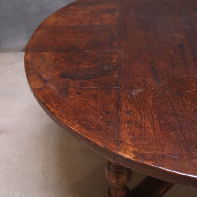Baroque 19th Century English Oak Baroque Round Dining Table For Sale - Image 3 of 3