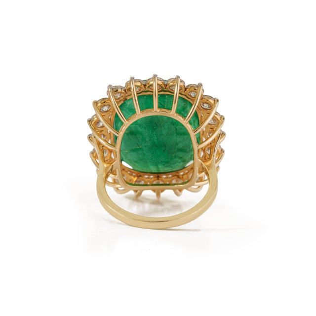 VRJewels 18.05 Ct Emerald & 2.72 Ct Diamond 14k Yellow Gold Statement Ring Size 4 For Sale - Image 10 of 18