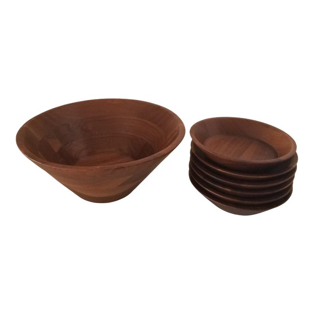 Vintage 1950s "Ozark Walnutware Native Wood Products" Salad Bowls - Set of 7 For Sale