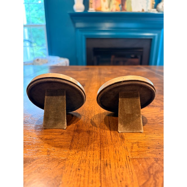 Charming Pair of Vintage Frames. Their Petite Scale Makes Them Ideal for Displaying Cherished Photographs, Silhouette Portraits Etc. For Sale - Image 10 of 10