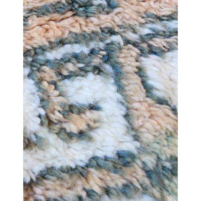 Tribal 1980s Medallion Berber Rug - 9.1 X 6.1 Ft For Sale - Image 3 of 6