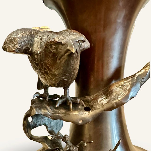 Bronze Pair of 1980s Contemporary Meiji Style Bronze Marbro Lamps With Decoration For Sale - Image 8 of 9