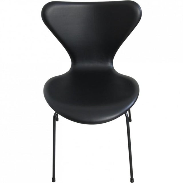 1990s Seven Chairs in Black Leather with Black Frames by Arne Jacobsen, 1990s, Set of 4 For Sale - Image 5 of 18