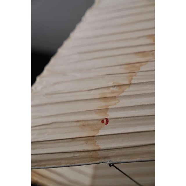 Introducing the iconic akari lamp model 'd' designed by the visionary artist isamu noguchi. Crafted as part of his...