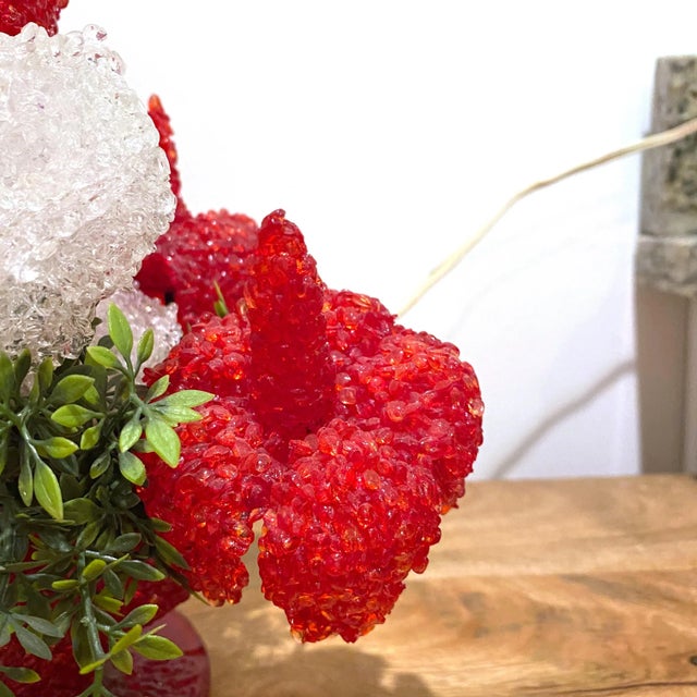 1960s Vintage 1960's Era Red and White Plastic Floral Lamp For Sale - Image 5 of 10