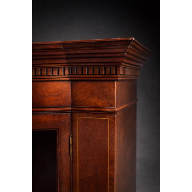 Baker Furniture Company Late 20th Century Baker Furniture Bow Front Architectural Display Cabinet – Two Piece, Convex Front, Lighted Interior For Sale - Image 4 of 9