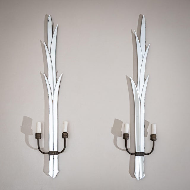1930s Mirrored Wall Sconces, Attributed to Luigi Fontana - a Pair For Sale In New York - Image 6 of 8