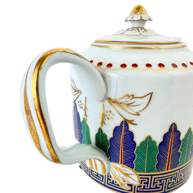 Art Deco 1970s Mottahedeh Charleston Feather Teapot Historic Charleston Reproduction Porcelain For Sale - Image 3 of 6