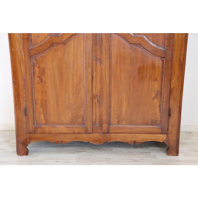 Antique Poplar Wardrobe, Early 18th Century For Sale - Image 14 of 17