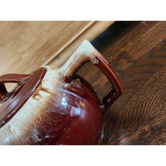 Vintage McCoy pottery brown drip glazed ceramic teapot with lid. A classic piece MEASUREMENTS -Height 4.75" (6" with lid)...