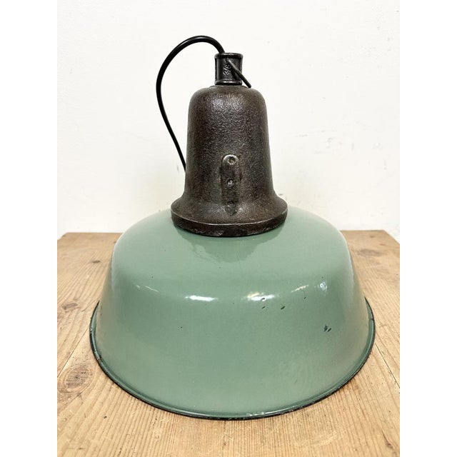Industrial Green Enamel Factory Lamp with Cast Iron Top, 1960s For Sale - Image 10 of 17
