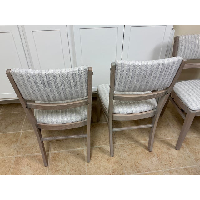 Mid-Century Modern 1940s Custom Refinished Cerused Solid Oak Mid-Century Transitional Dining Chairs - Set of 6 For Sale - Image 3 of 13