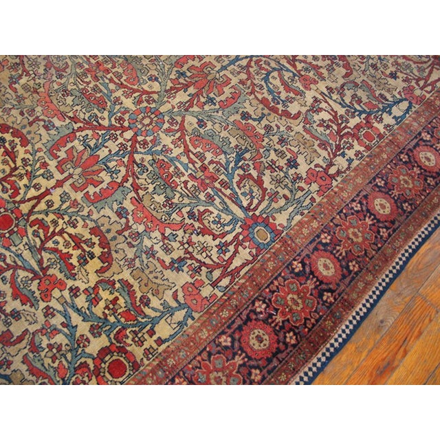 Persian 1900s Ivory Medallion Antique Persian Sarouk Farahan Rug 4'3" X 6'2" Handweave Wool Carpet For Sale - Image 3 of 5