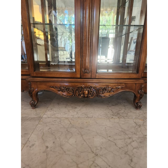 1960s 1960's Italian Carved Wood Display Cabinet For Sale - Image 5 of 12