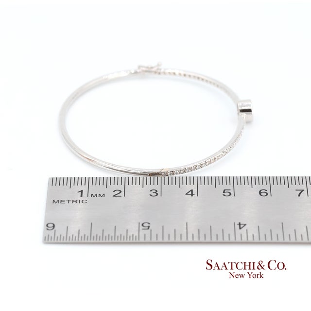 White 18k Diamond Bangle Bracelet Womens White Gold vs Pave Modern Fine Jewelry For Sale - Image 8 of 9