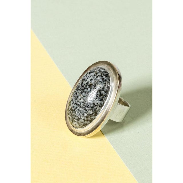 Modernist Silver and Granite Ring by Anders Högberg, 1973 For Sale - Image 9 of 9