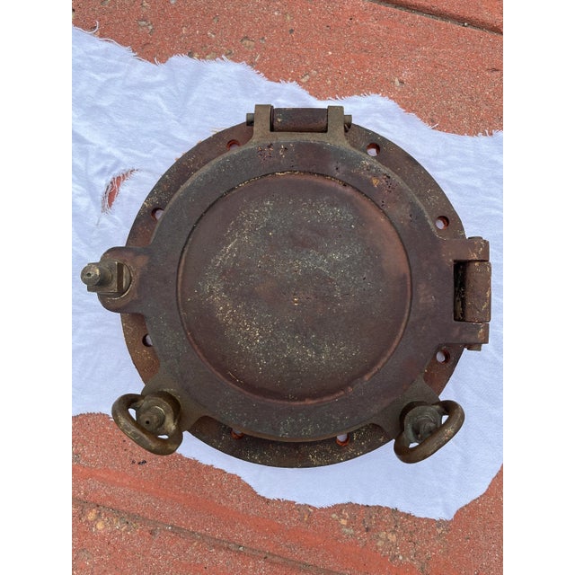 Industrial Antique American Bronze Ship’s Porthole With Cast-Iron Lid Port Light Glass Intact For Sale - Image 3 of 13