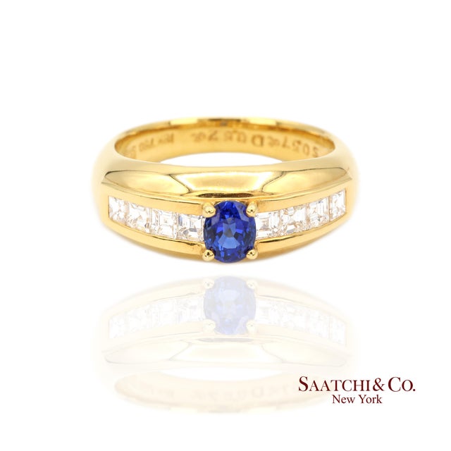 Mid 20th Century Mid 20th Century 18k (750) Yellow Gold Natural Blue Sapphire and Natural Diamond Ring, Size 6.5 For Sale - Image 5 of 10