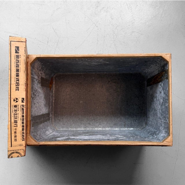 Shōwa Japanese Tea Chest with Newspaper, 1960s For Sale - Image 12 of 14