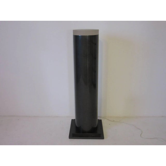 Late 20th Century Post Modern Lucite Light Up Column Pedestal by Giovanni For Sale - Image 5 of 7