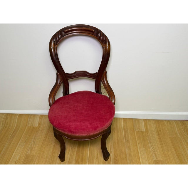 Victorian Antique Victorian Mahogany Balloon Back Parlor Chair With Red Velvet Upholstery For Sale - Image 3 of 4