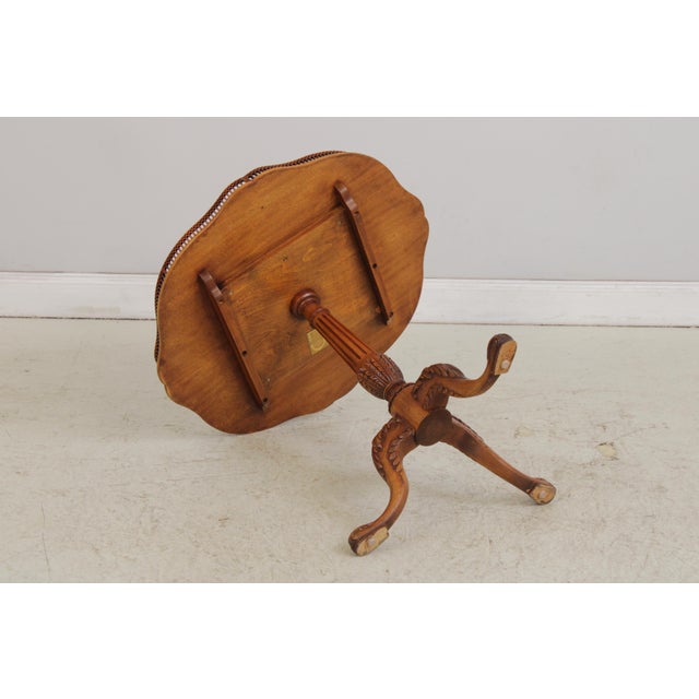 John Widdicomb Georgian Satinwood Gallery Top Lamp Table For Sale - Image 14 of 15