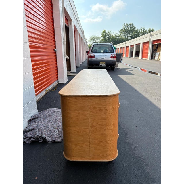 Mid-Century Modern Oak Media Console With Rounded Corners For Sale - Image 9 of 10