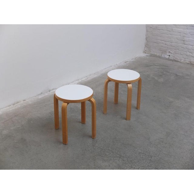 E60 Stools by Alvar Aalto for Artek, 1933, Set of 2 For Sale - Image 3 of 14