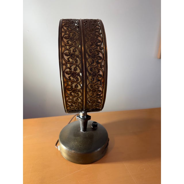 Metal Vintage Mid-Century Hollywood Regency Casco "The Starlet" Lighted Vanity Mirror For Sale - Image 7 of 12