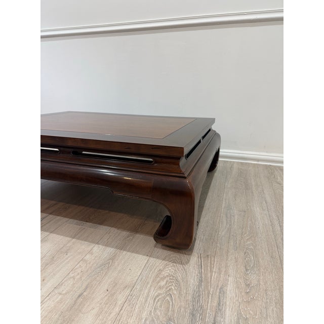 Wood Henredon Vintage Ming Style Hollywood Regency Chinoiserie Mahogany Coffee Table For Sale - Image 7 of 12