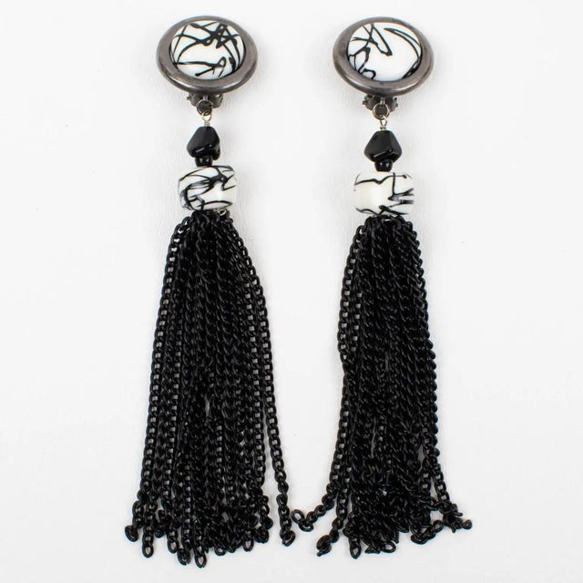 Paco Rabanne Paco Rabanne Shoulder-Duster Gunmetal Clip Earrings For Sale - Image 4 of 9