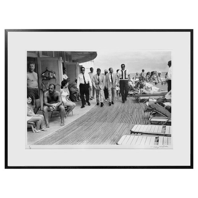 Terry O'Neill, Frank Sinatra in Miami, 1968, Signed Framed Print For Sale