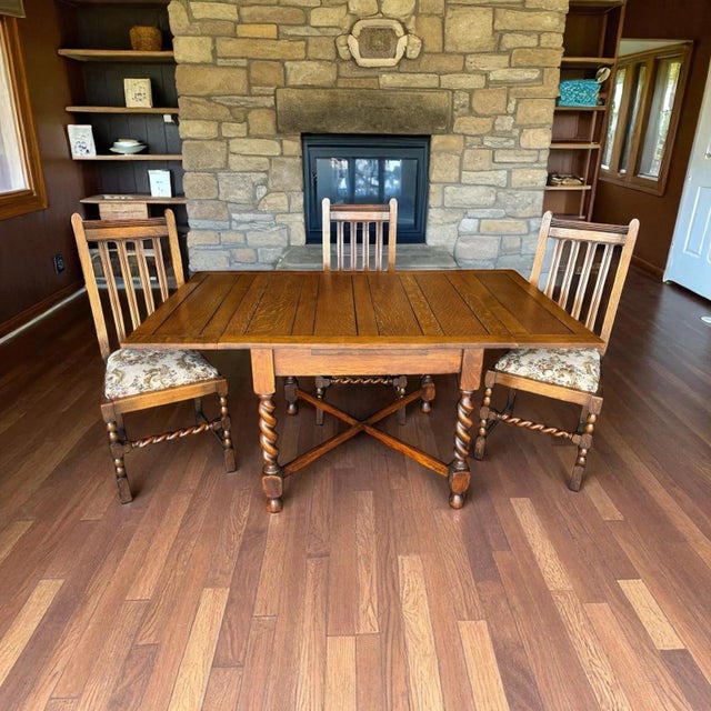 1930s 1930s Barley Twist, Quarter Sawn Solid Oak Draw Leaf Table. For Sale - Image 5 of 12