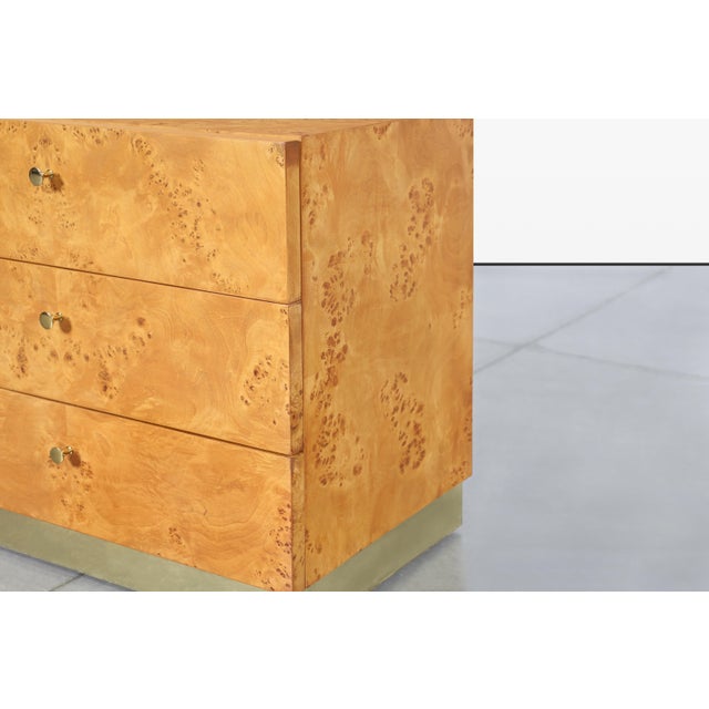 Mid-Century Modern Burl Wood and Brass Nightstands by Founders for Thomasville For Sale - Image 9 of 15