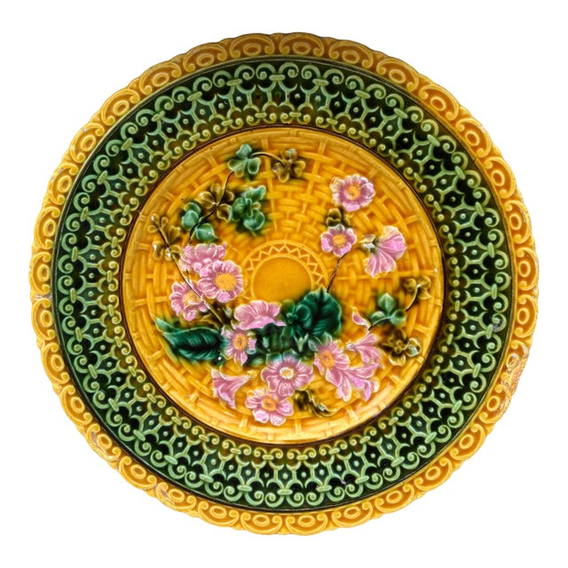 Majolica Pink Flowers Villeroy & Boch Plate , Circa 1900 For Sale