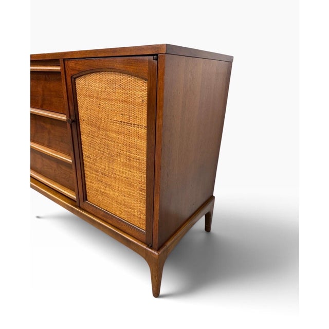 Mid-Century Modern Mid-Century Modern Lane Rhythm Walnut Sideboard - Refinished! For Sale - Image 3 of 12