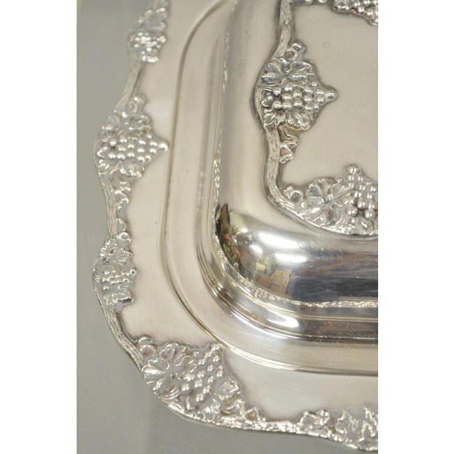 Oneida Vintage Oneida Victorian Silver Plated Grapevine Covered Vegetable Serving Dish For Sale - Image 4 of 11